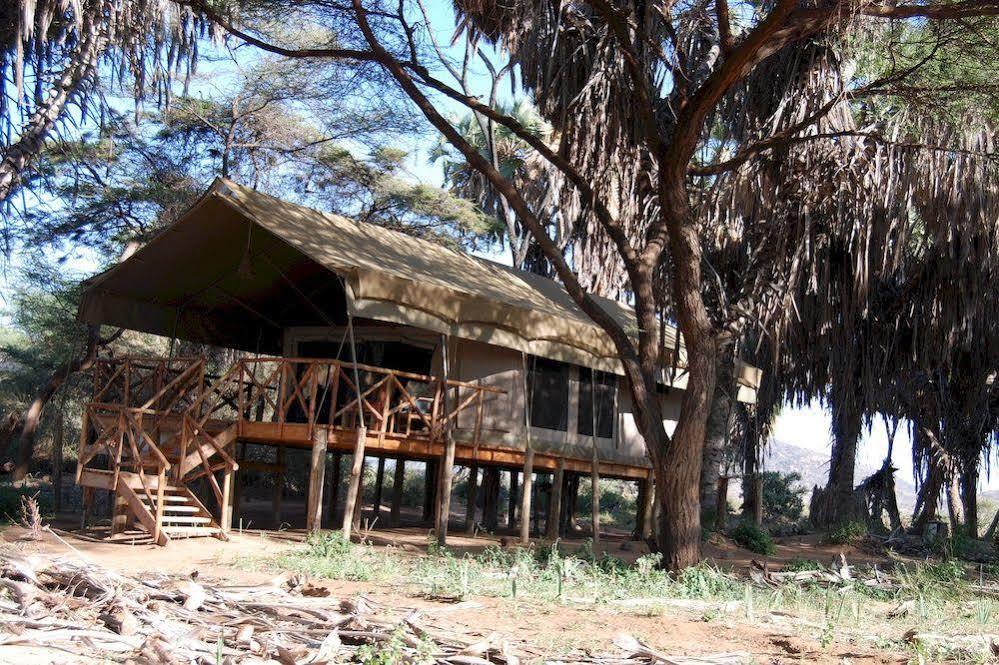 Elephant Bedroom Camp Archers Post Exterior foto